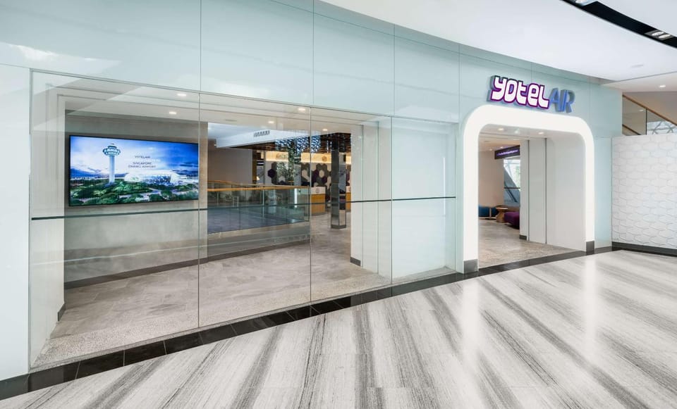 Property building, Facade/entrance, On site