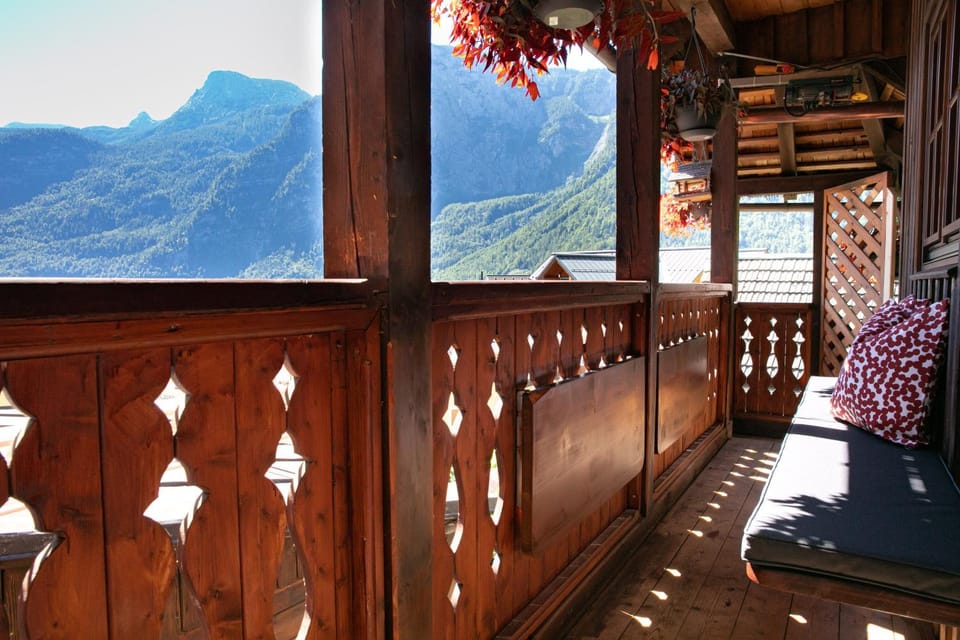 Balcony/Terrace, Mountain view