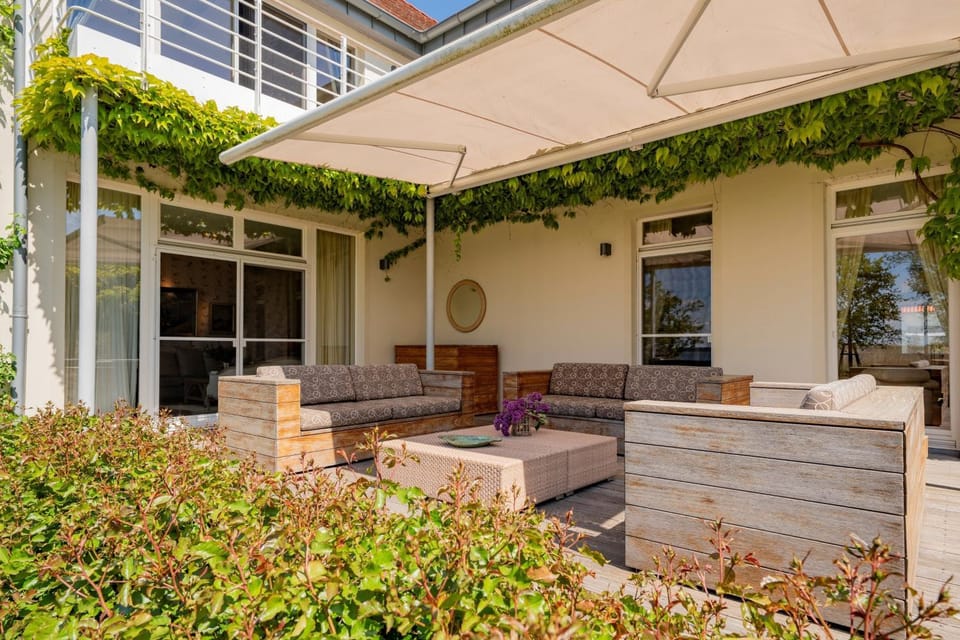 Property building, Balcony/Terrace