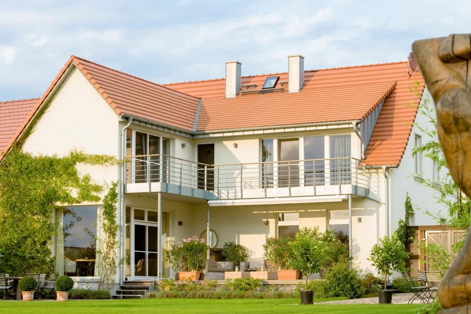 Property building, Balcony/Terrace