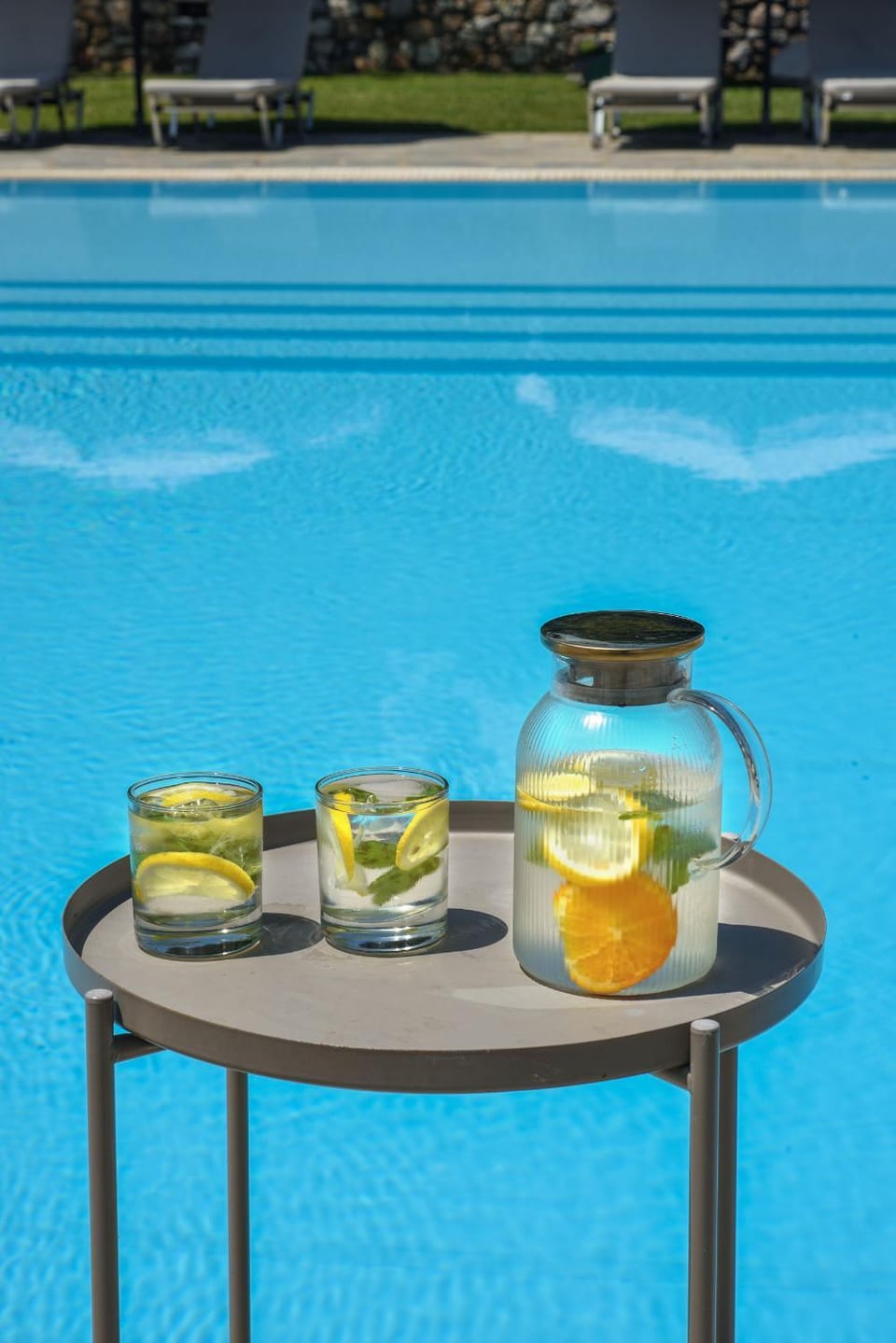 Day, Food and drinks, Pool view, Swimming pool, Drinks