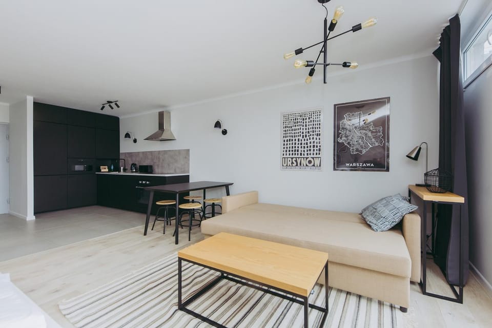 Bed, Kitchen or kitchenette, Living room, Seating area