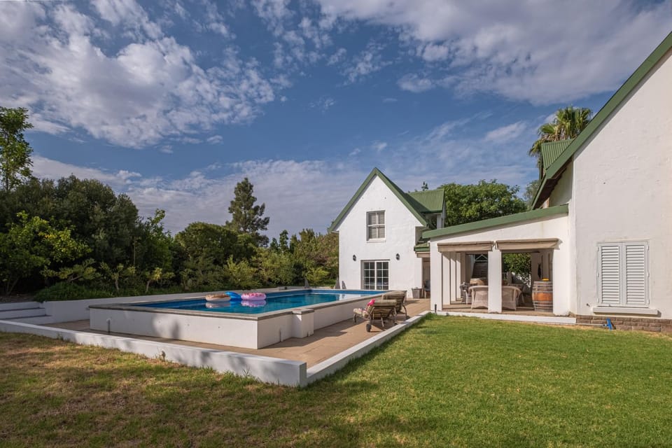 Garden, Pool view, Swimming pool