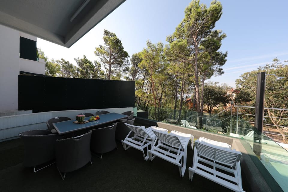 Villa Peric Apartment in Seline