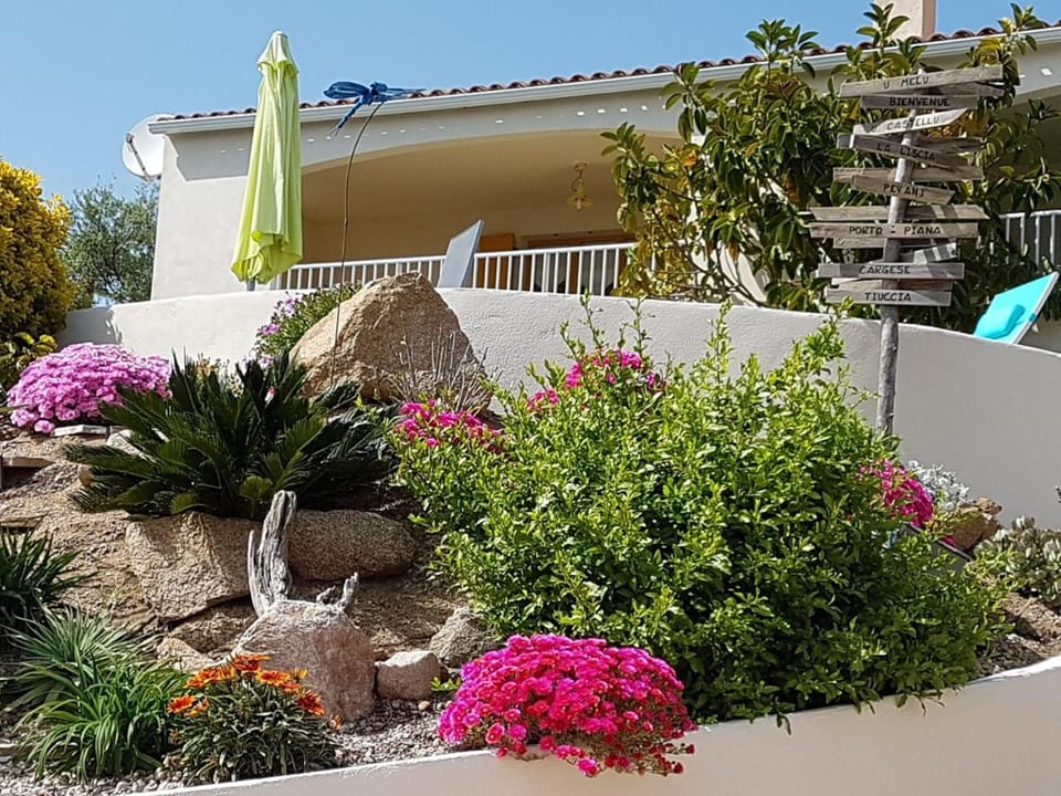 Residence U MELU GRAND T3 JAUNE à l'étage Apartment in Corsica