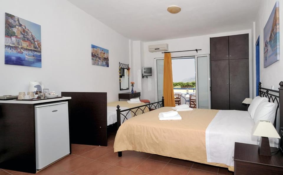Kythera Golden Sun Apartment hotel in Islands