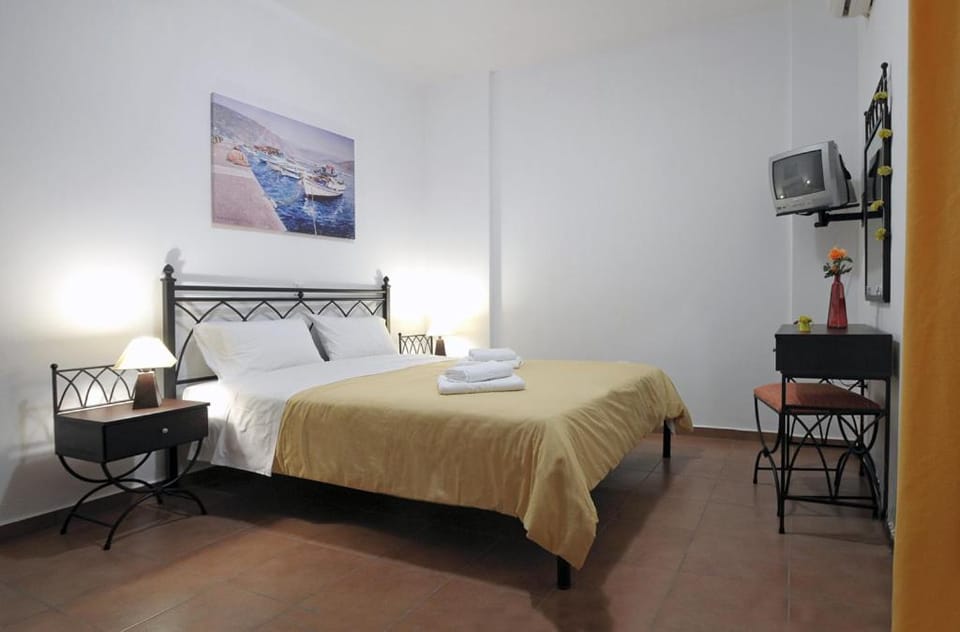 Kythera Golden Sun Apartment hotel in Islands