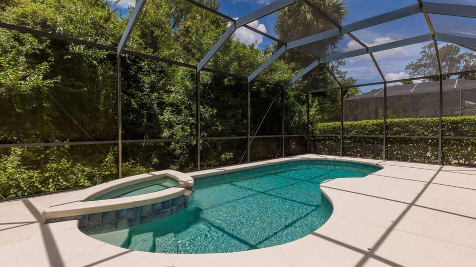 Swimming pool, Swimming pool