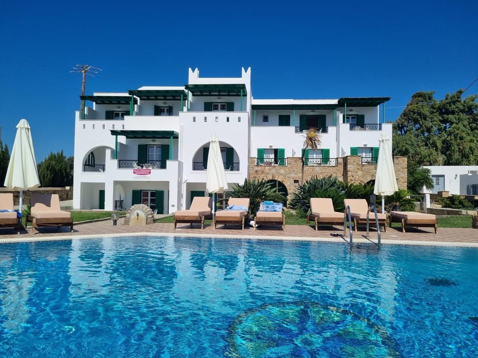 Property building, Swimming pool