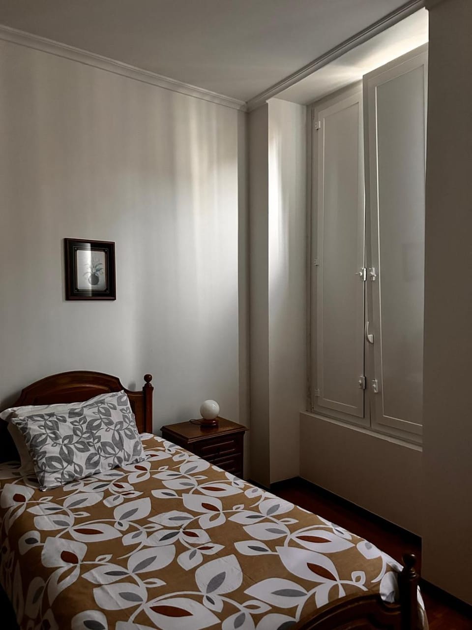 Residencial Real - Antiga Rosas Bed and Breakfast in Vila Real