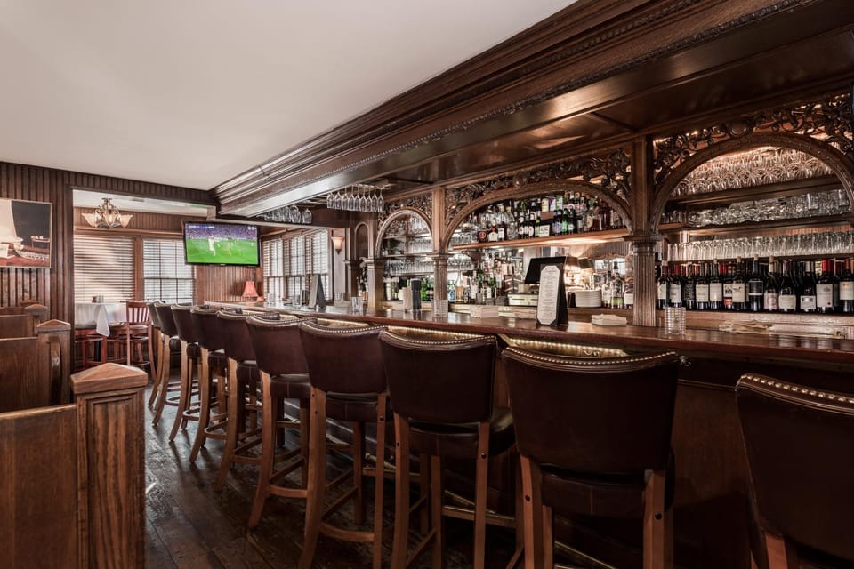 Lounge or bar