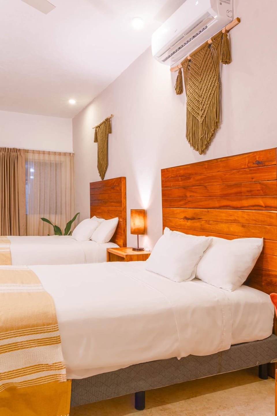Bed, Bedroom, air conditioner