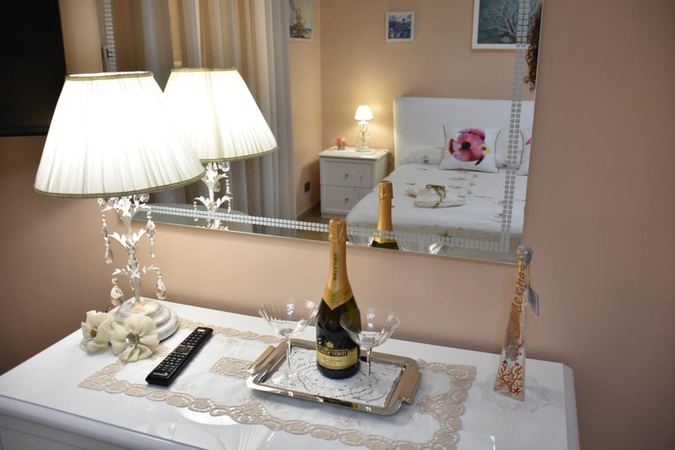 Decorative detail, Bedroom