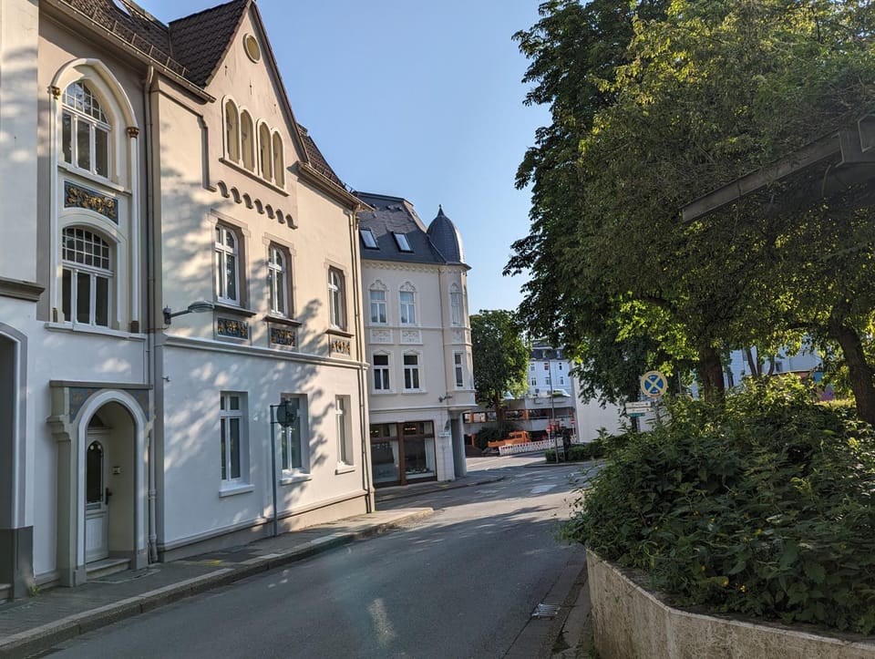 Schillers Hotel & Café - GARNI - Hotel in Lüdenscheid