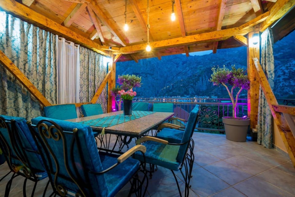 Villa Sun Castle Apartment in Muo