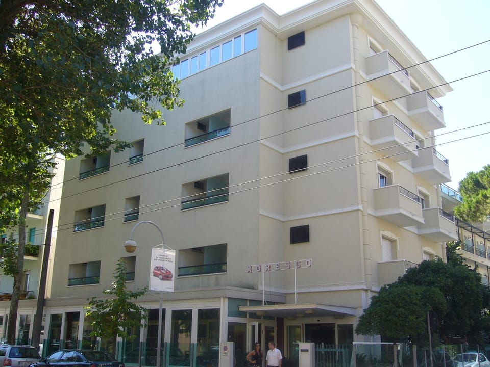 Property building, Facade/entrance