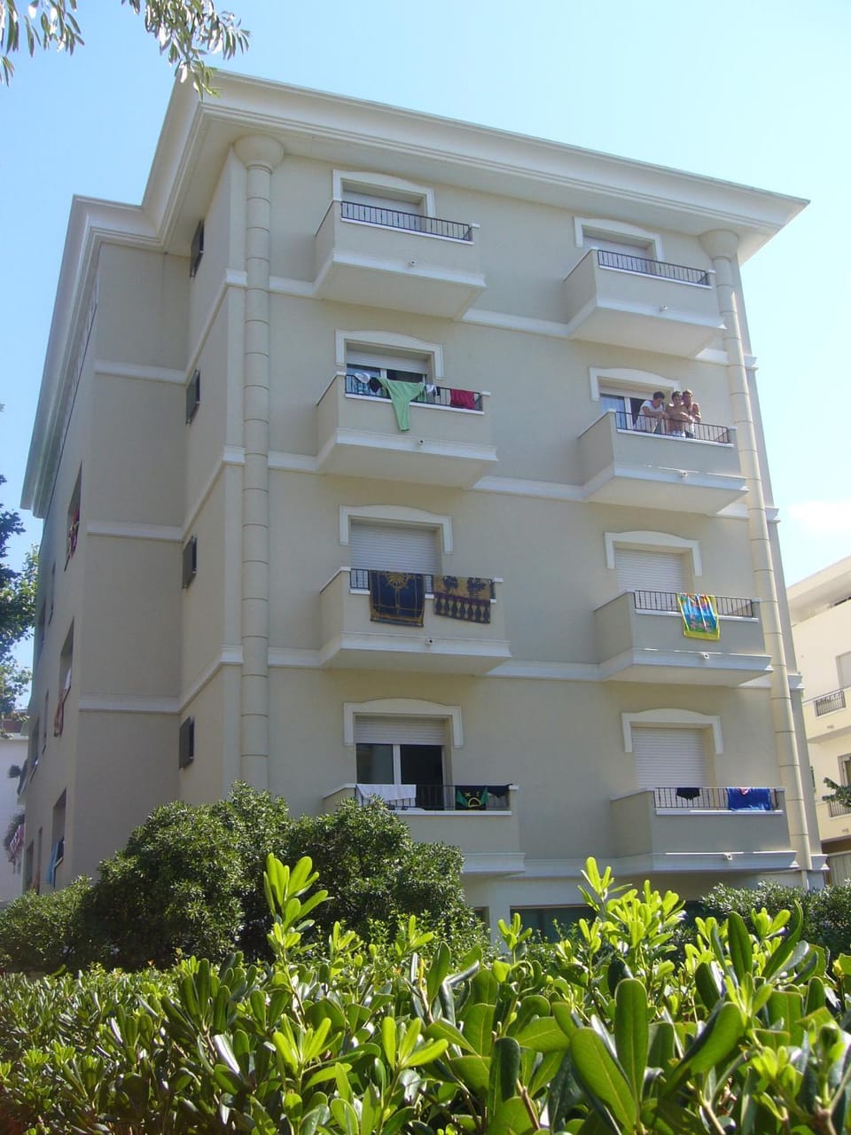 Facade/entrance