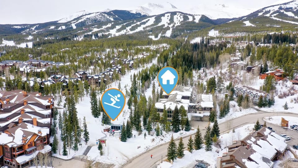 Riverbend 4 O'Clock Run Condo: Ski In/Out Apartment in Breckenridge