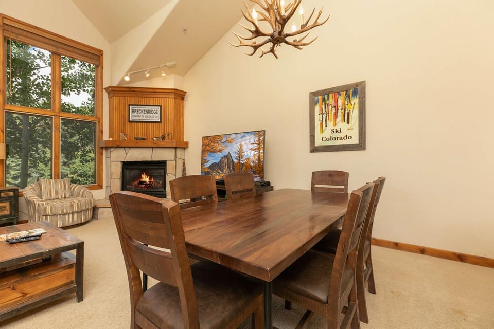 Riverbend Sawmill Run Condo: Ski In/Out Retreat Apartment in Breckenridge