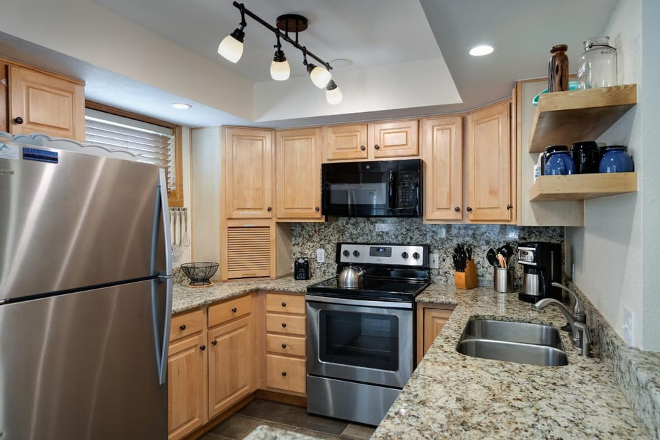 Pine Creek Townhome: Location Value Apartment in Breckenridge
