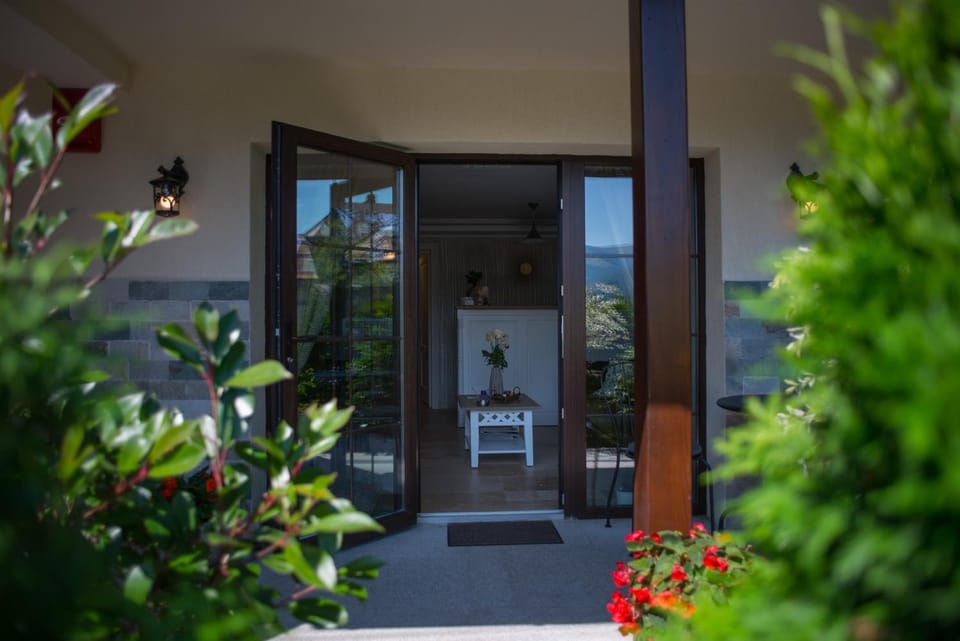 Uphill Residence Bed and Breakfast in Sinaia