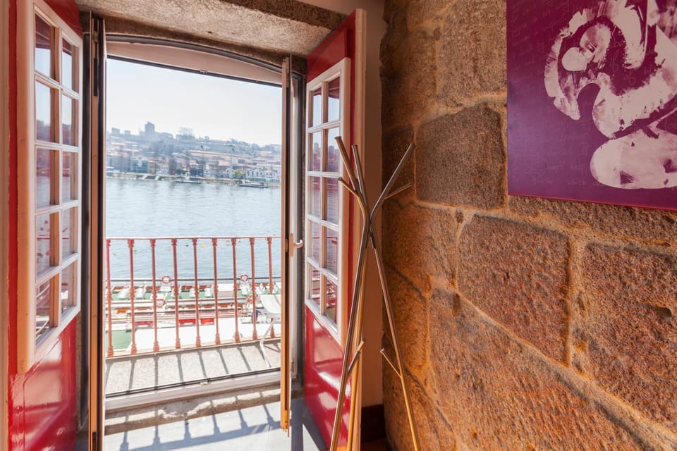 View (from property/room), City view, River view