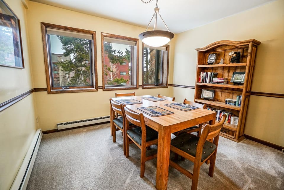 Park Place Longs Peak Condo: Easy Access To Main St, Lifts Apartment in Breckenridge