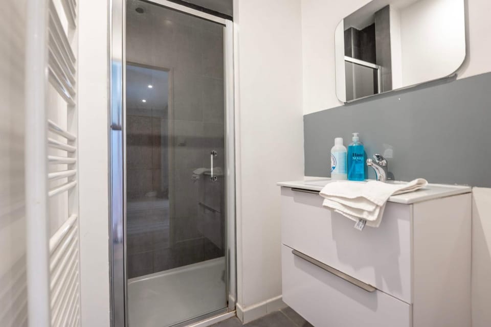 #D5 The Blue Marceau Apartment in Grenoble