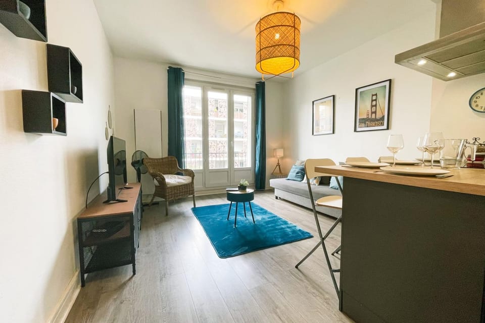 #D5 Blue Lagoon T3 Sleeps 6 Caserne de Bonne Apartment in Grenoble