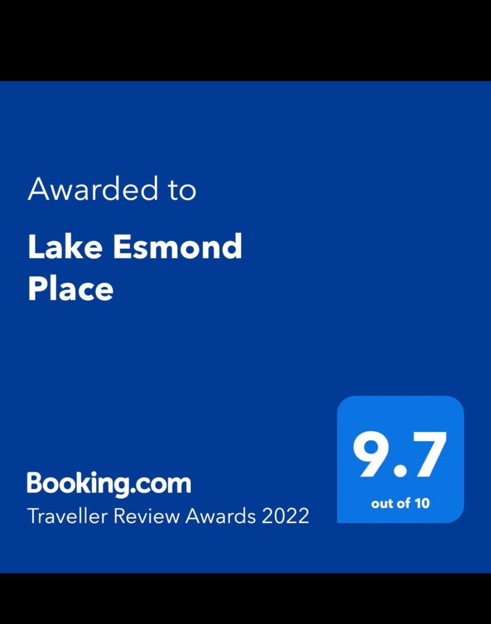 Lake Esmond Place Apartment in Ballarat