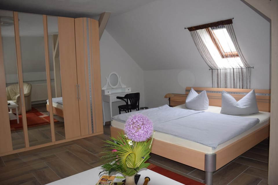 Gästehaus Pension Heß - Das kleine Hotel Bed and Breakfast in Mecklenburg-Vorpommern, Germany