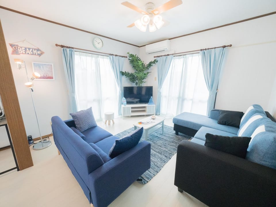 Communal lounge/ TV room, Decorative detail, Floor plan