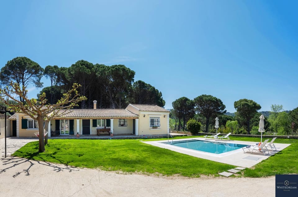 Garden, Swimming pool