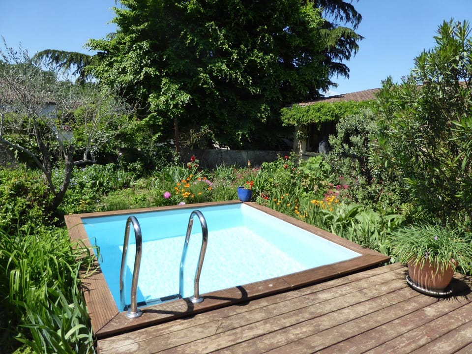 Spring, Garden, Garden view, Pool view, Swimming pool