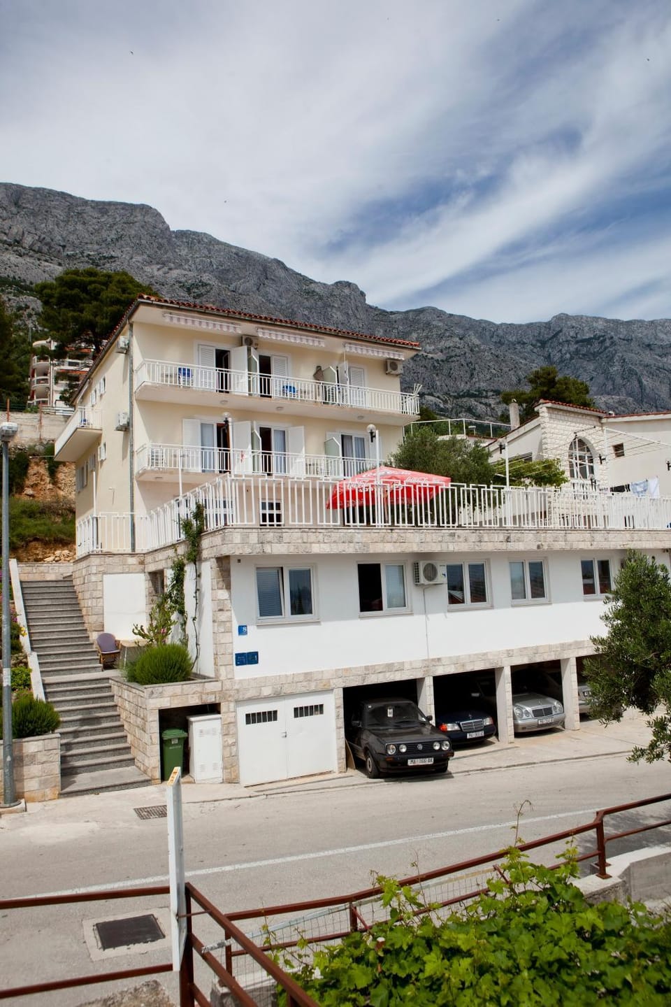 Property building, Off site, Day