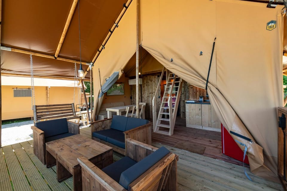 Balcony/Terrace, Living room, Seating area