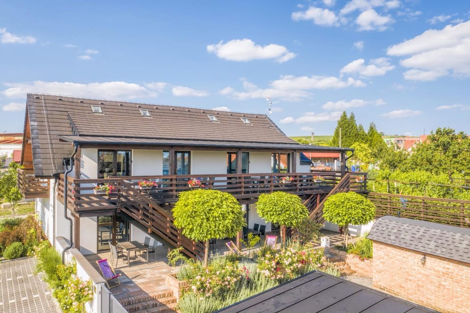 Apartmány pod Pálavou Bed and Breakfast in South Moravian Region