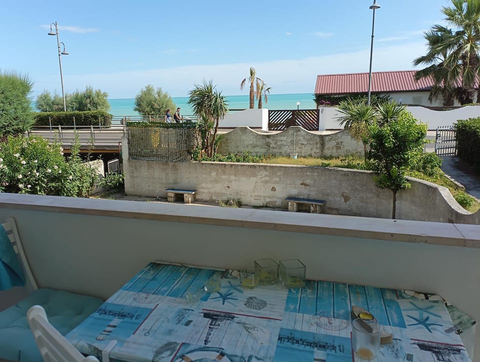 Property building, Natural landscape, View (from property/room), Balcony/Terrace, Sea view