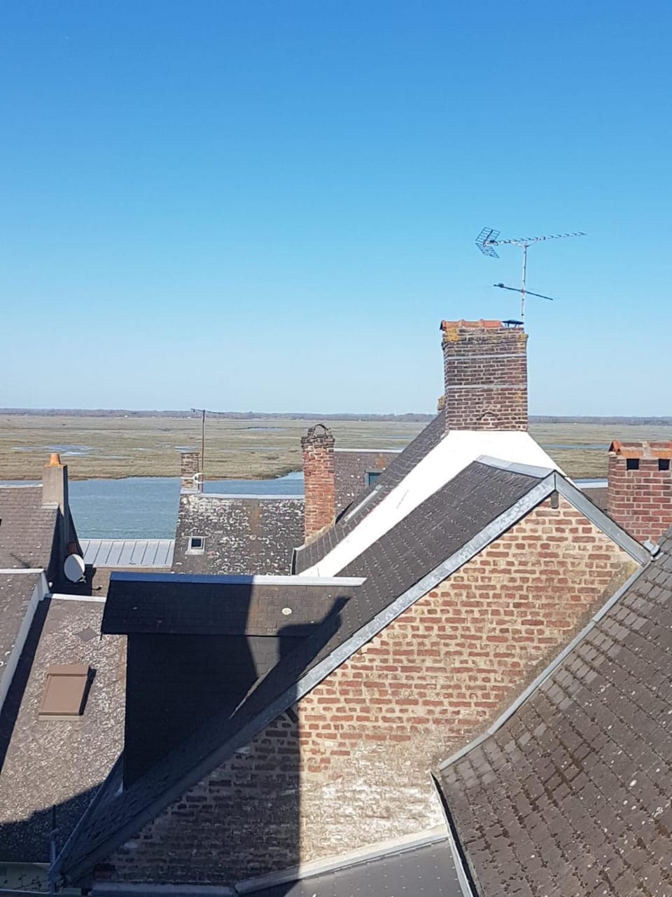 CALME ET AUTHENTICITE AU COEUR DU COURTGAIN House in Hauts-de-France