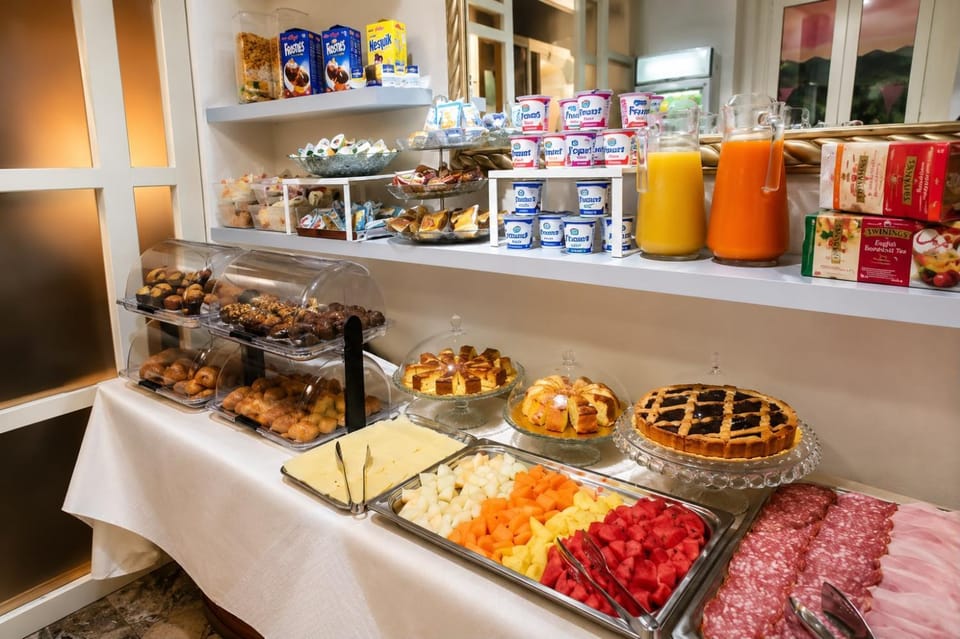 Buffet breakfast