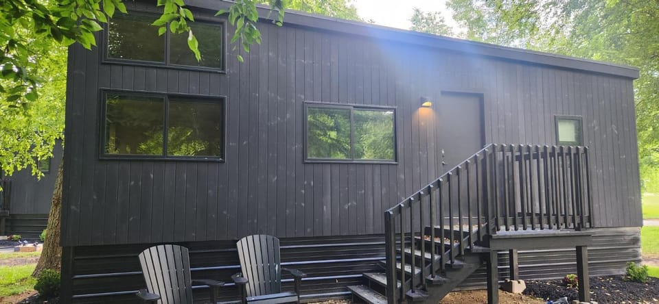 Property building, Facade/entrance, Horse-riding, Horse-riding, Hiking, Hiking
