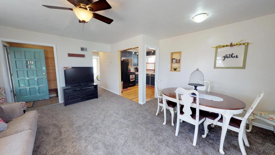Kitchen or kitchenette, Living room, Dining area