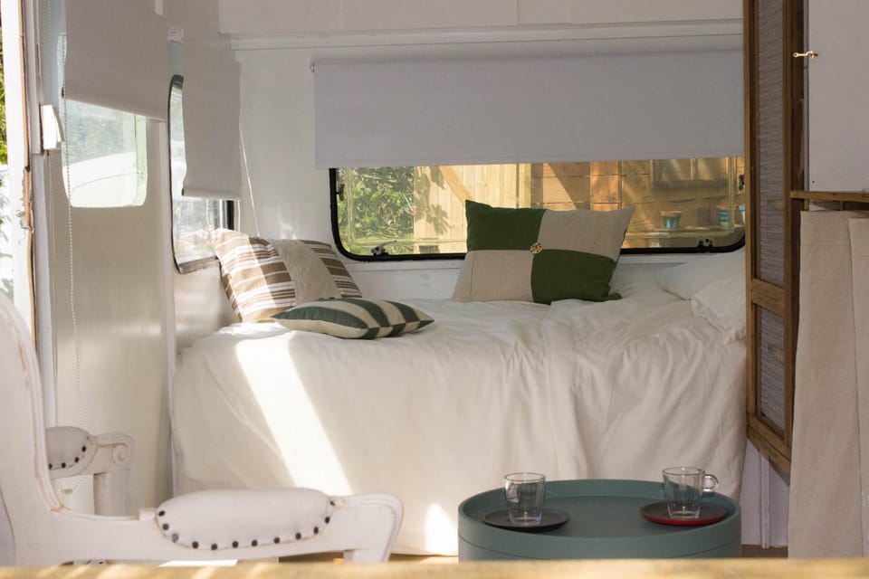 Ma caravane dans les collines Luxury tent in Occitanie