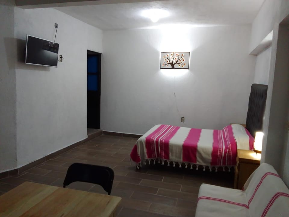 Hospedaje Casa Cortés - Recamaras de Descanso en Tepoztlán Mor Nature lodge in Tepoztlan