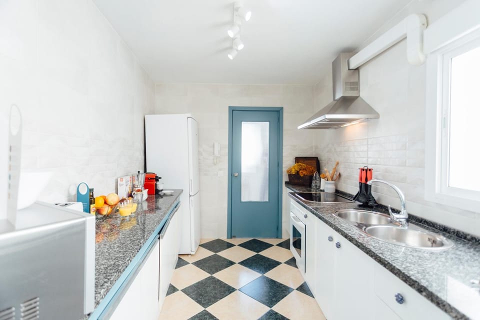 minibar, pet friendly, stove, kitchen