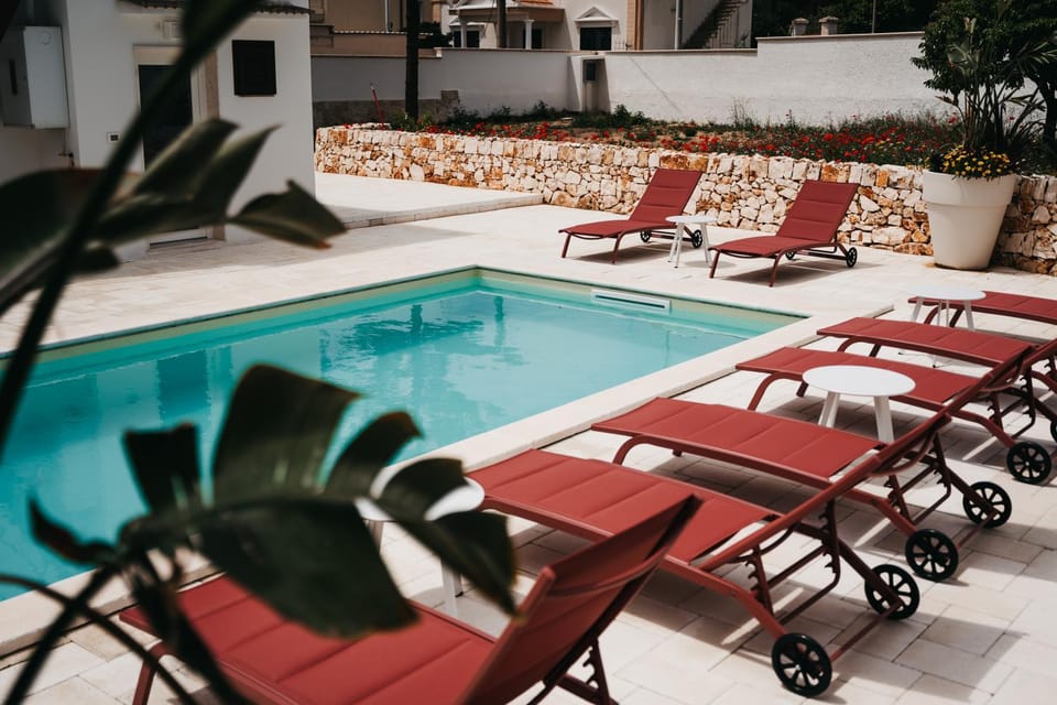 Property building, Swimming pool