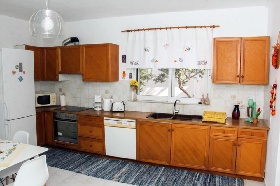 Marina Beach House House in Lardos