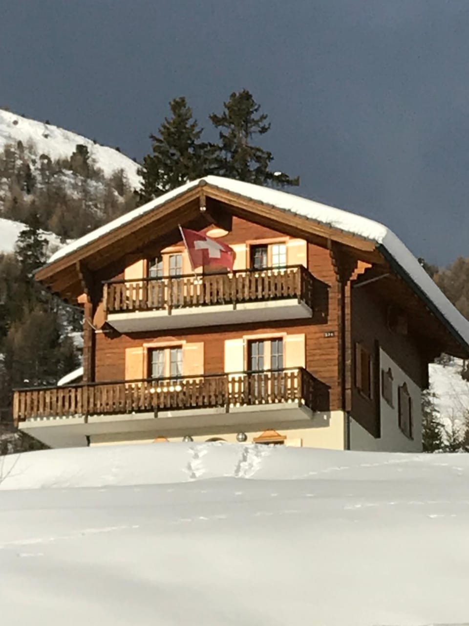 Property building, Facade/entrance, Winter, Mountain view