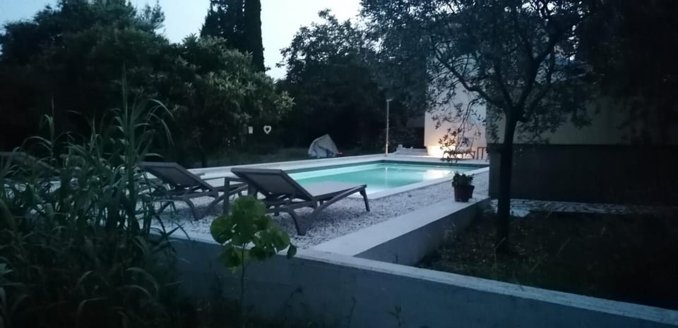 Pool view, Swimming pool