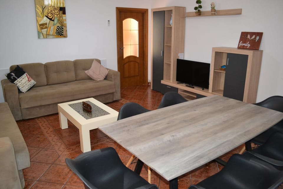 City & Harbour at the Door 2 Bedrooms Partial Seaview Apartment in Vlorë